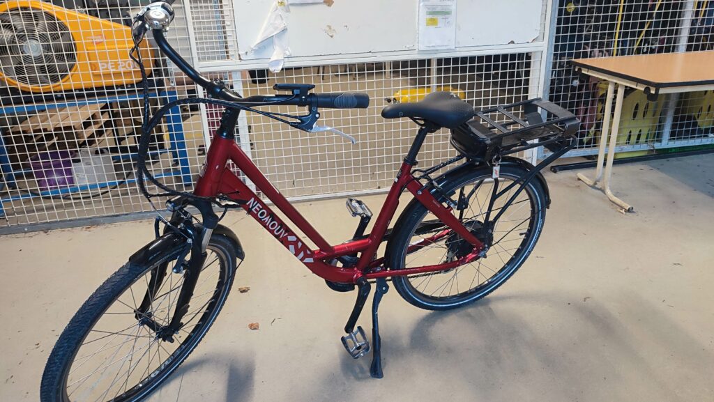 Vélo Neomouv type Carlina avec deux batteries  